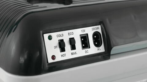 Easy Camp Chilly 12V/230V Coolbox 24 Elektrikli Soğutucu