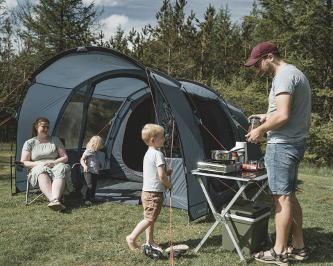 Easy Camp Skarvan 5 Blackroom 15 M² & 5 Kişilik Yüksek Aile Çadırı