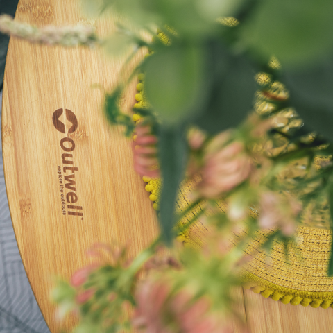 Outwell Custer Round Yuvarlak Bambu Katlanır Kamp Masası